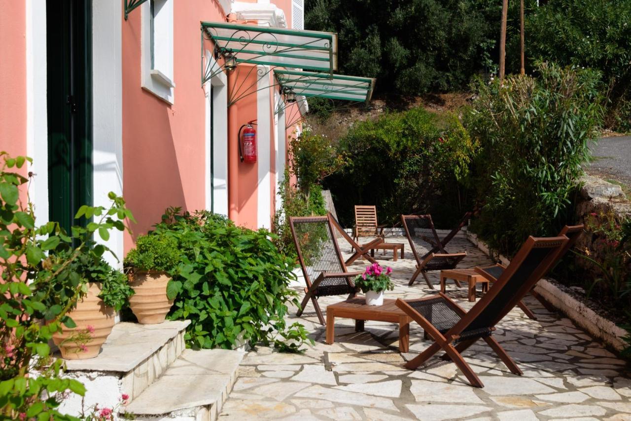 Stavroula * Paleokastritsa